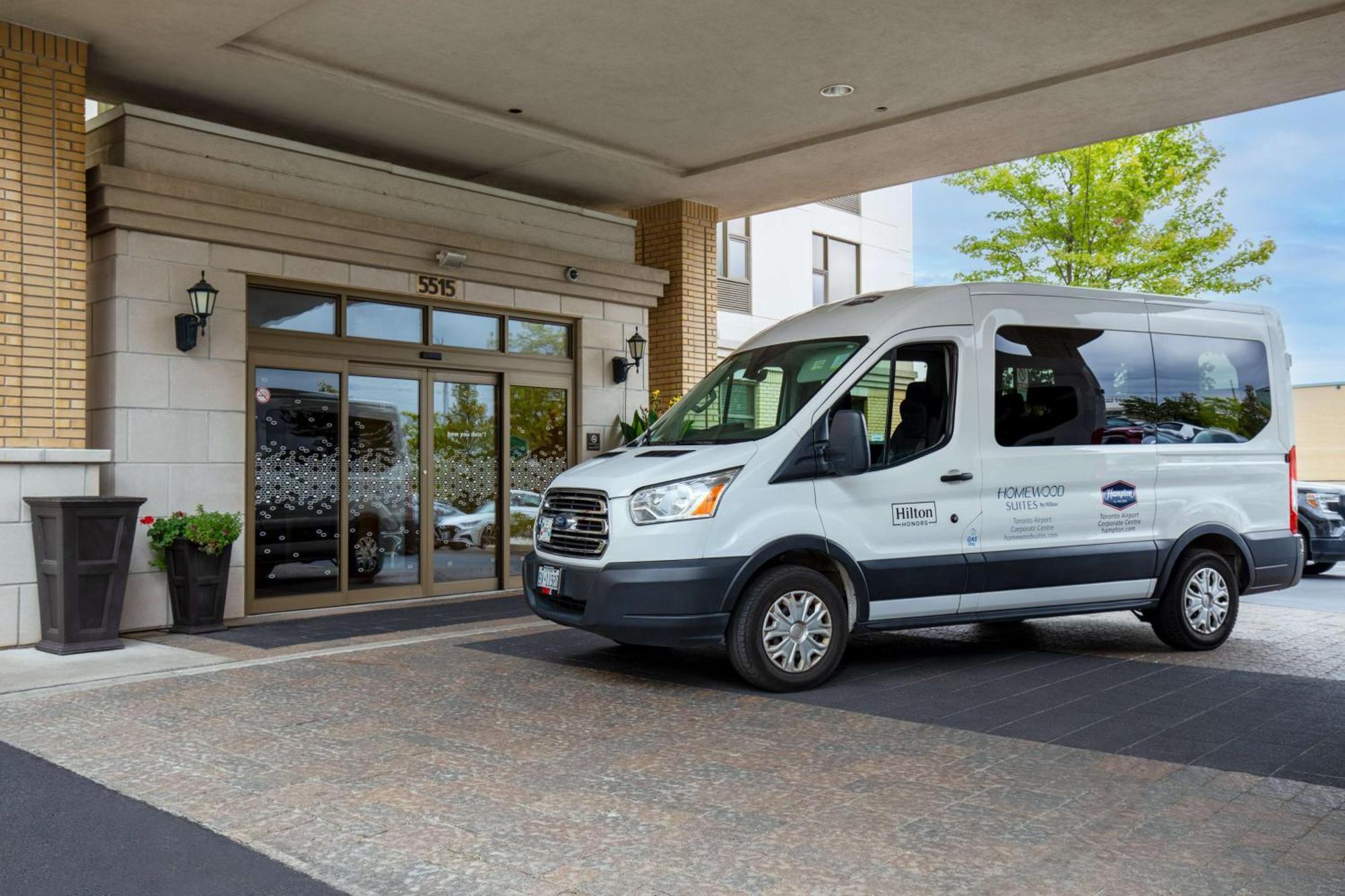 Hampton Inn By Hilton Toronto Airport Corporate Centre Exterior photo